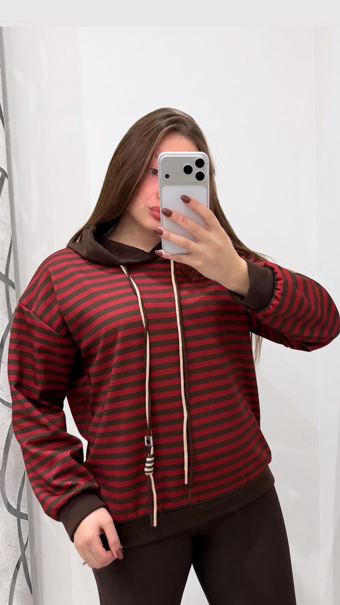 Felpa Trend a Righe con Cappuccio